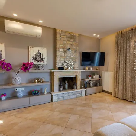 Alkis Dream With Jacuzzi *