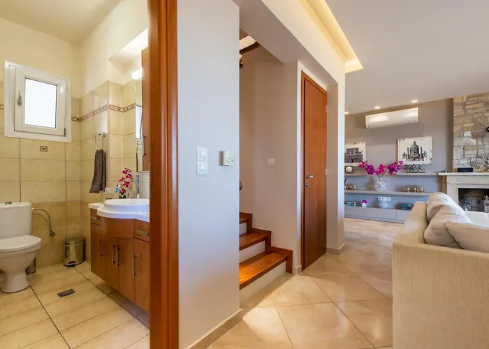 Villa Alkis Dream With Jacuzzi *