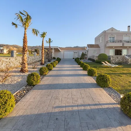 Villa Alkis Dream With Jacuzzi *